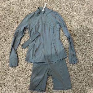 Blue cast lulu lemon sz 6 shorts jacket headband